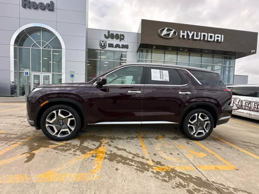 2024 Hyundai Palisade SEL photo 1