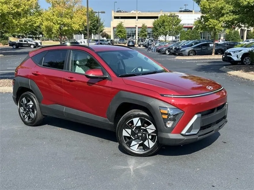 2025 Hyundai Kona SEL photo 1