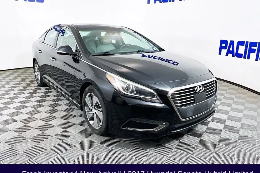 2017 Hyundai Sonata Hybrid Limited photo 1