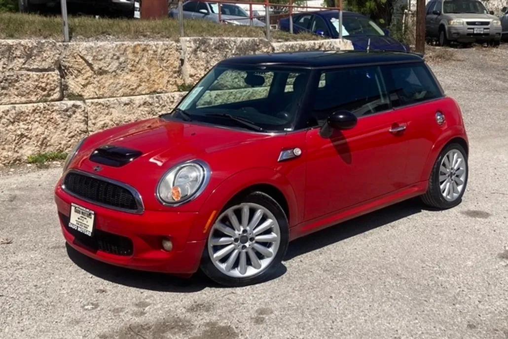 2009 Mini Cooper S photo 1