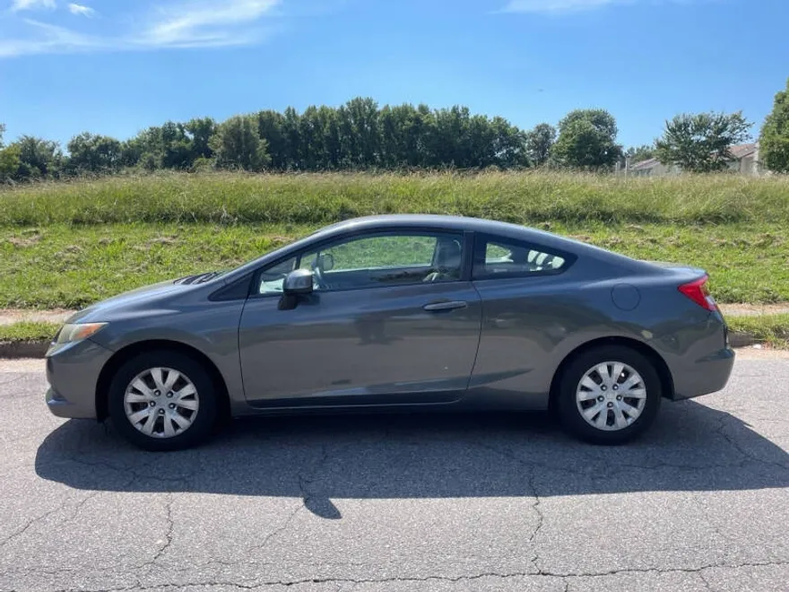 2012 Honda Civic LX photo 1