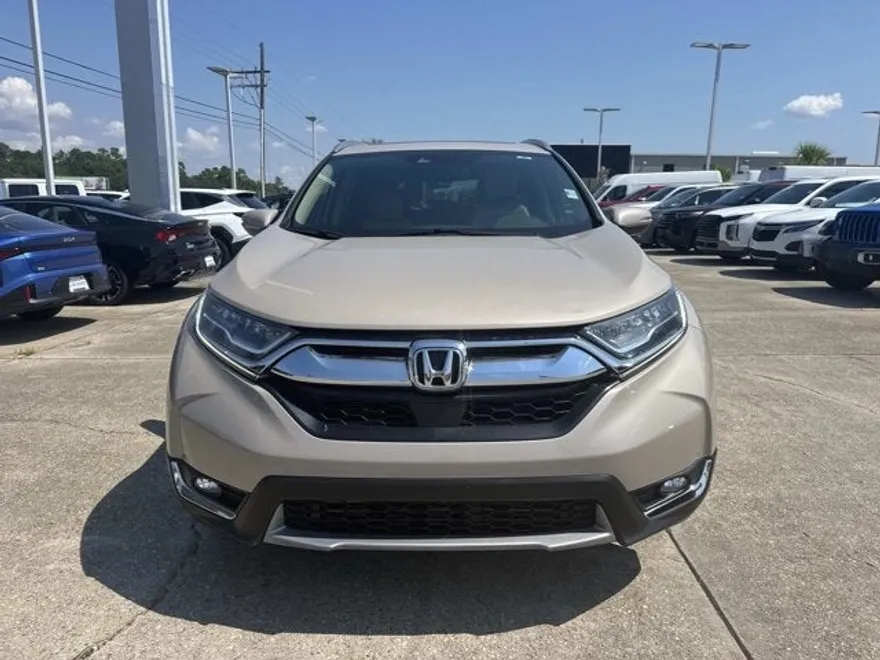 2018 Honda CR-V Touring photo 1