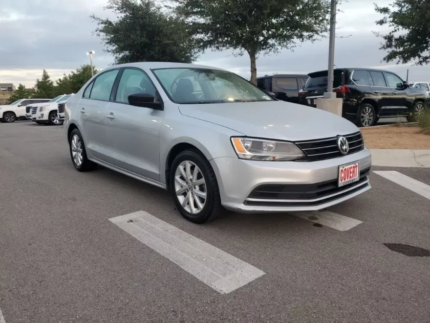 2015 Volkswagen Jetta 1.8T SE photo 1