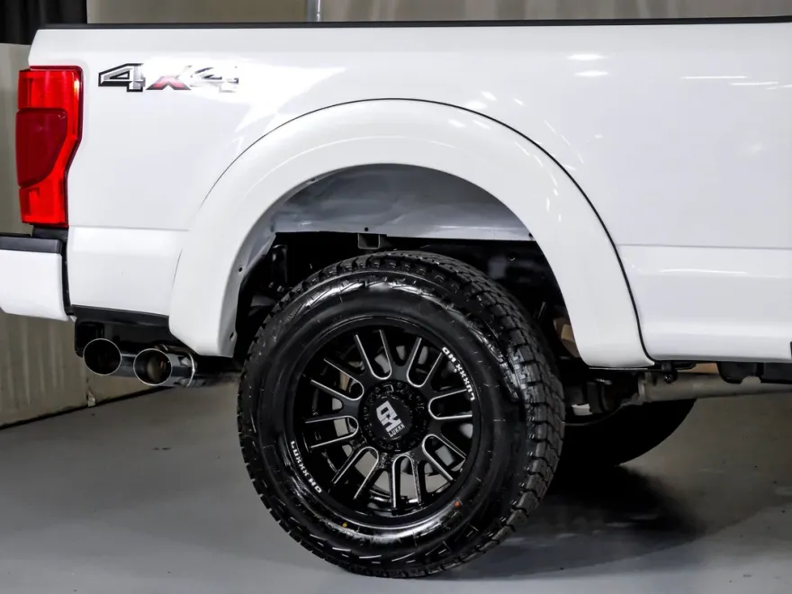 2022 Ford F-250 Lariat photo 1