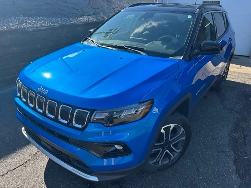 2022 Jeep Compass Limited photo 1