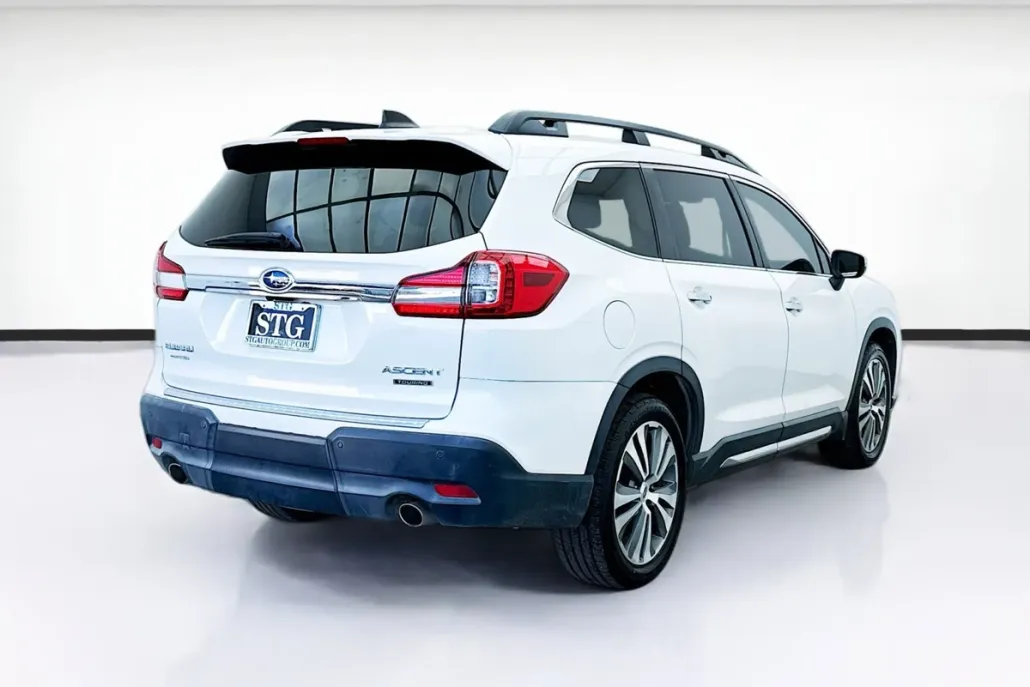 2020 Subaru Ascent Touring photo 1