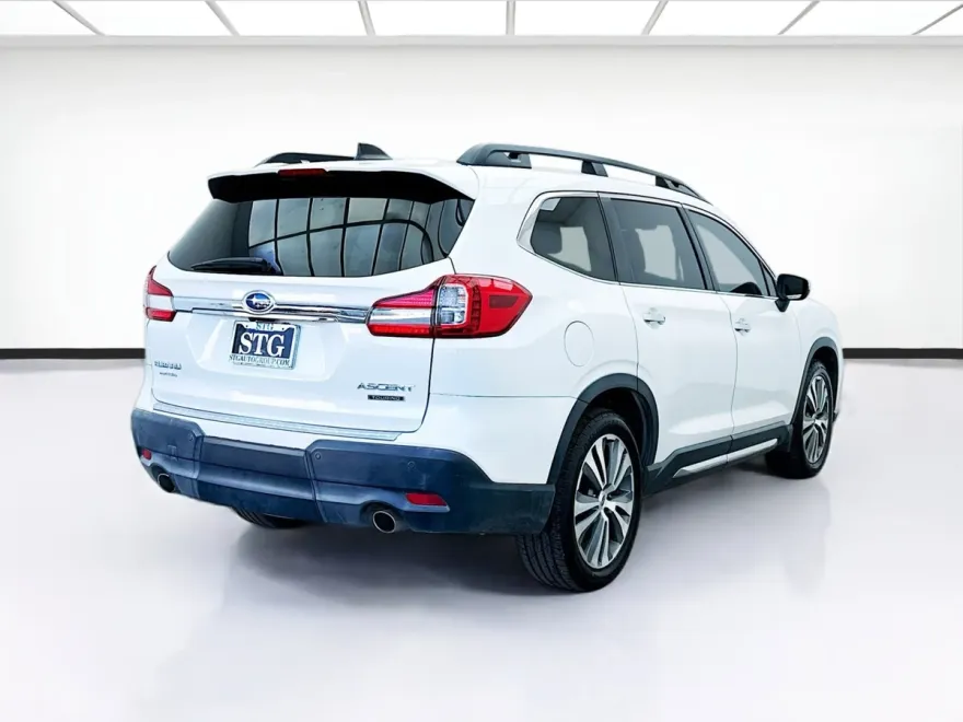 2020 Subaru Ascent Touring photo 1