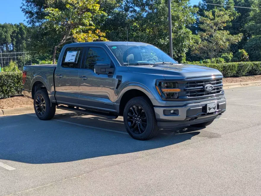 2025 Ford F-150 XLT photo 1