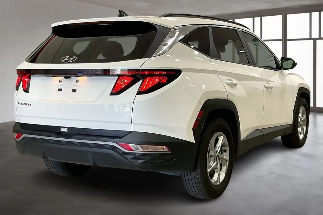 2024 Hyundai Tucson SEL photo 1