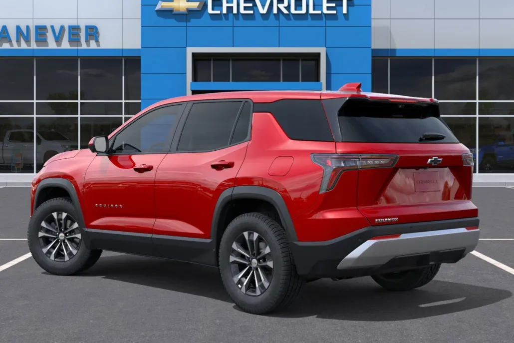 2026 Chevrolet Equinox LT photo 1