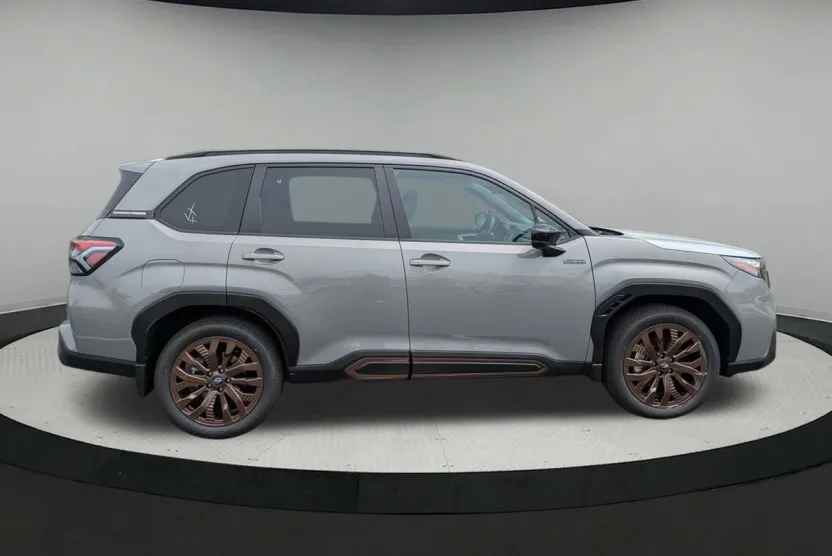 2025 Subaru Forester Sport photo 1