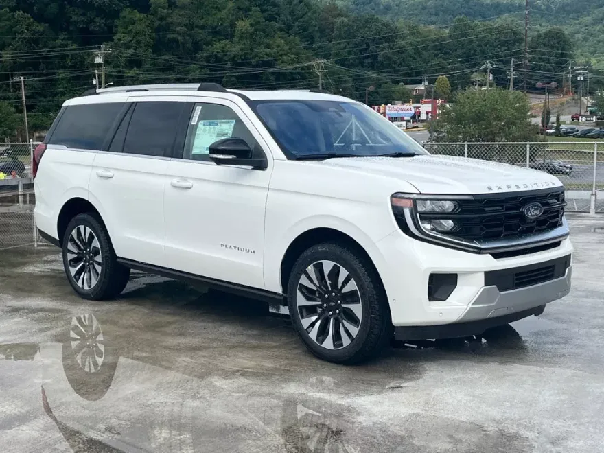 2025 Ford Expedition Platinum photo 1