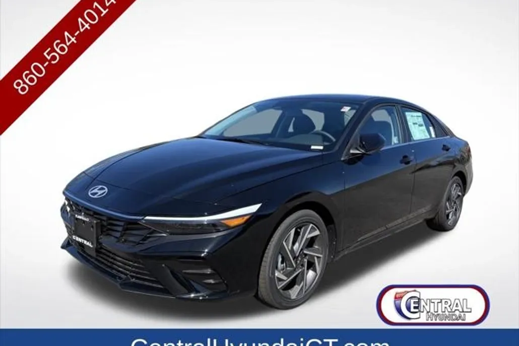 2025 Hyundai Elantra SEL Sport photo 1