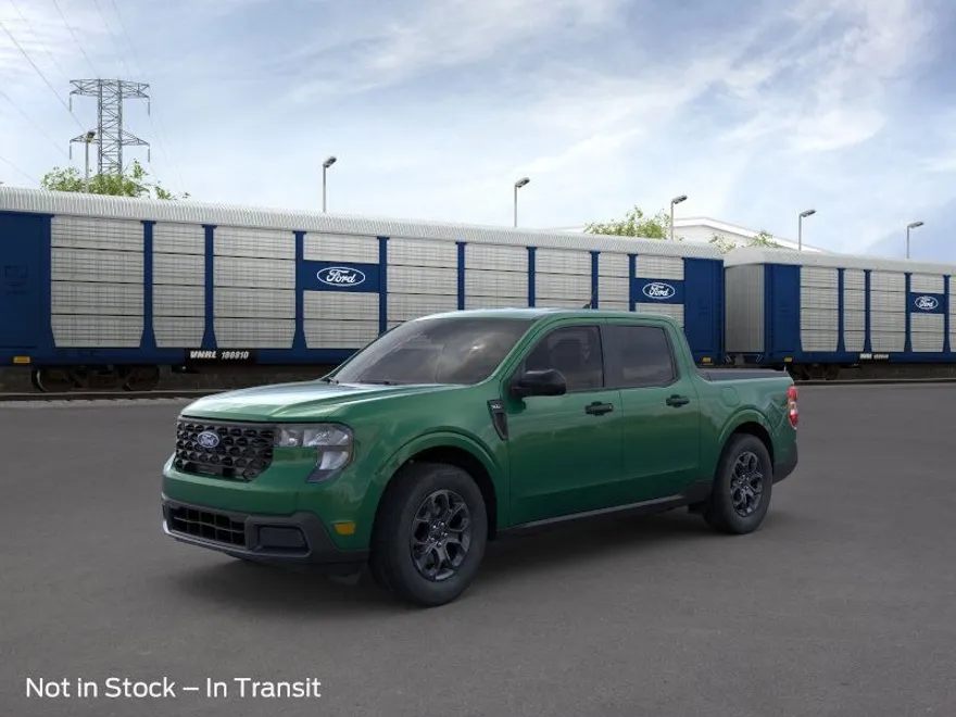 2025 Ford Maverick XLT photo 1