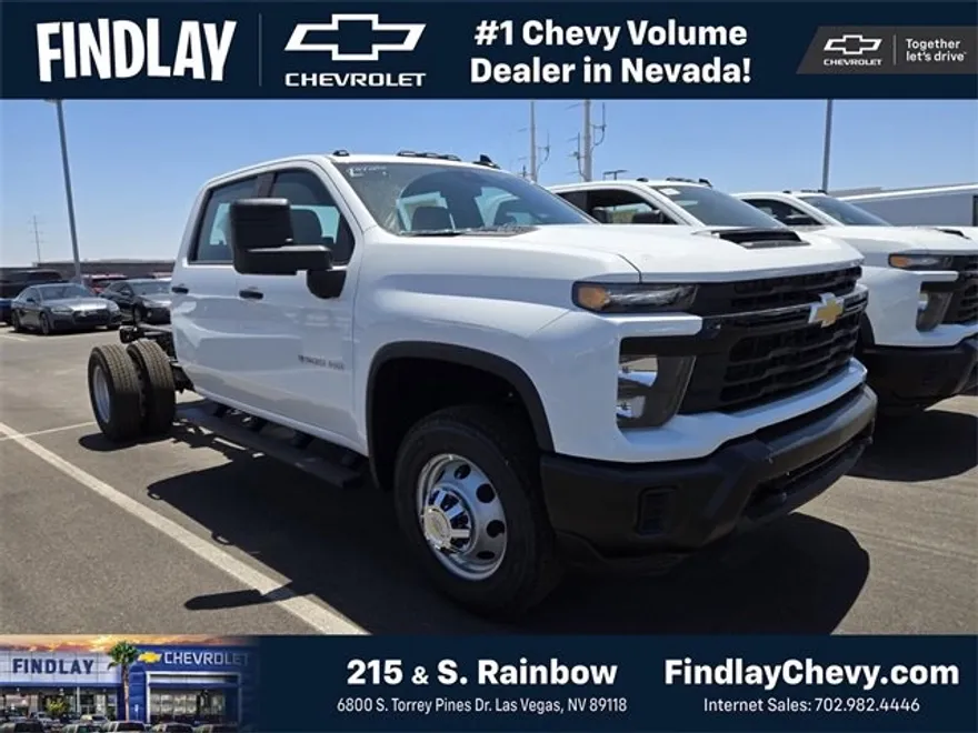 2025 Chevrolet Silverado 3500HD Work Truck photo 1
