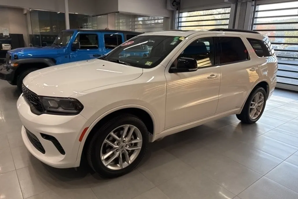 2024 Dodge Durango GT Plus photo 1
