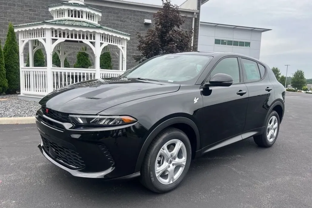 2025 Dodge Hornet GT photo 1