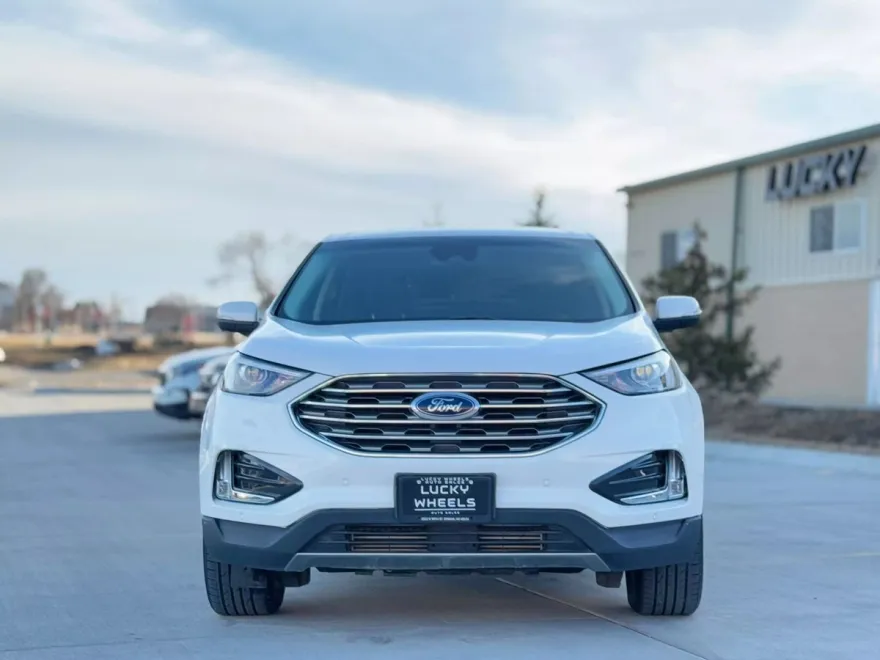 2023 Ford Edge Titanium Sport photo 1