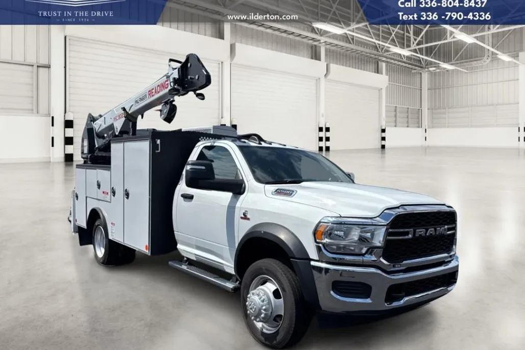 2024 Ram 5500 Tradesman photo 1