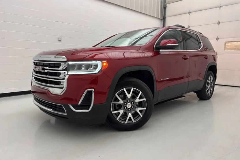 2023 Gmc Acadia SLE photo 1
