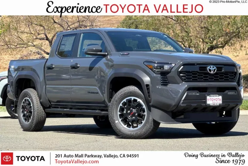 2025 Toyota Tacoma TRD Off-Road photo 1
