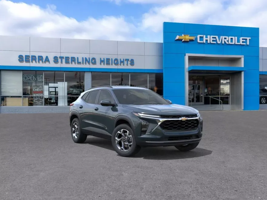 2025 Chevrolet Trax LT photo 1