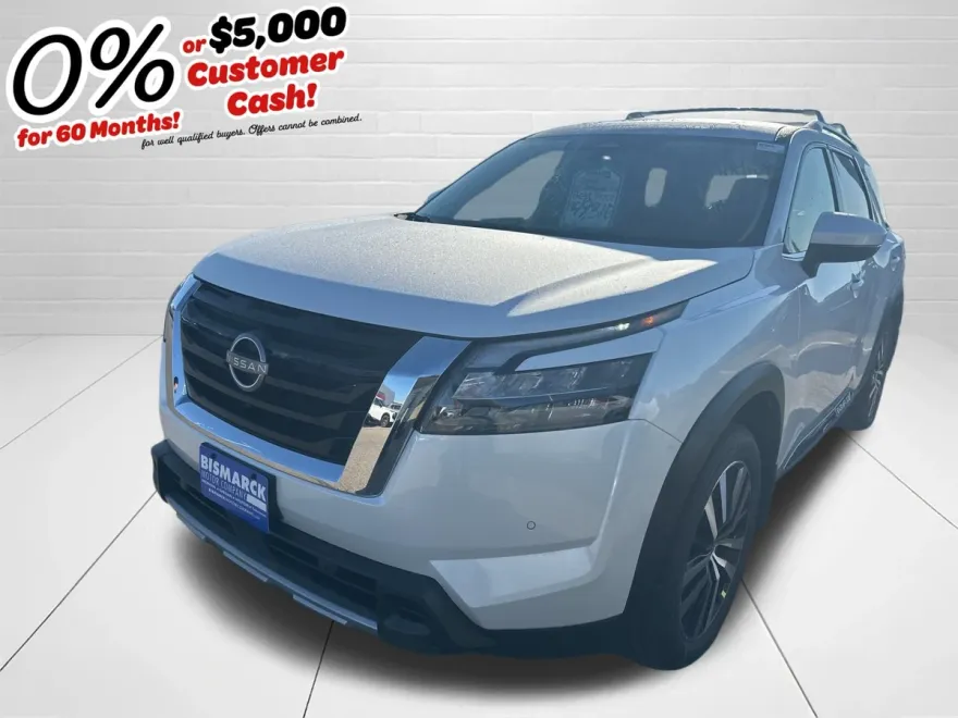 2025 Nissan Pathfinder Platinum photo 1