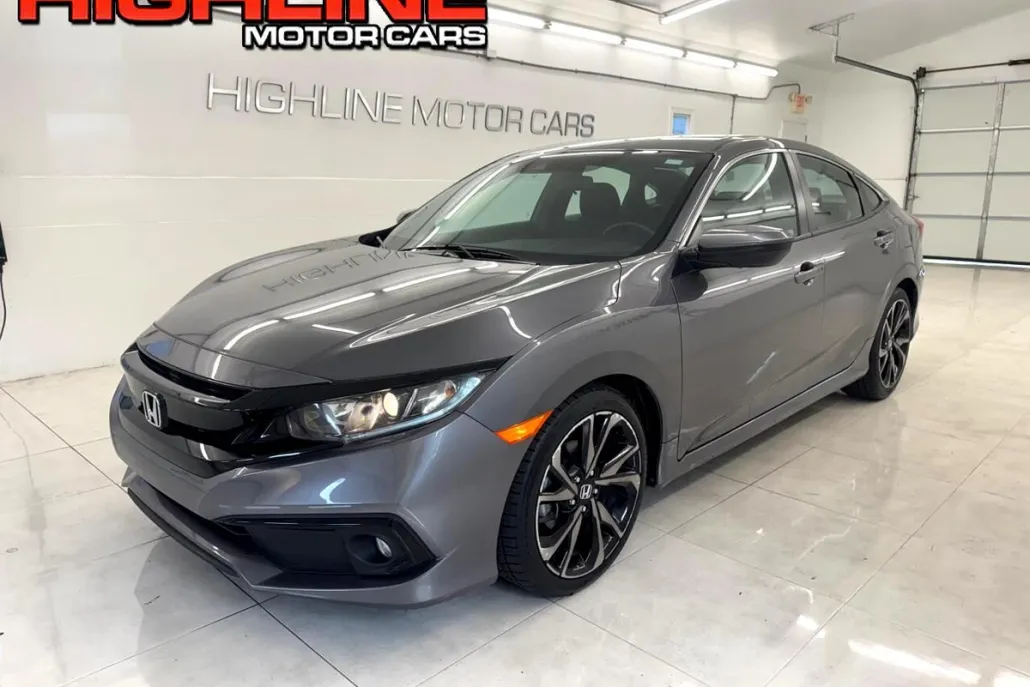 2021 Honda Civic Sport photo 1