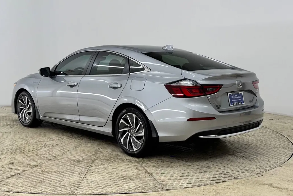 2021 Honda Insight Touring photo 1