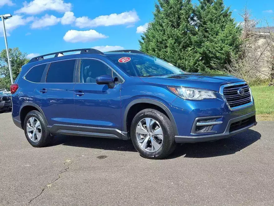 2022 Subaru Ascent Premium photo 1