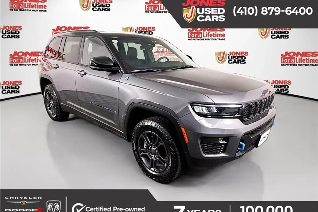 2024 Jeep Cherokee Trailhawk 4xe photo 1