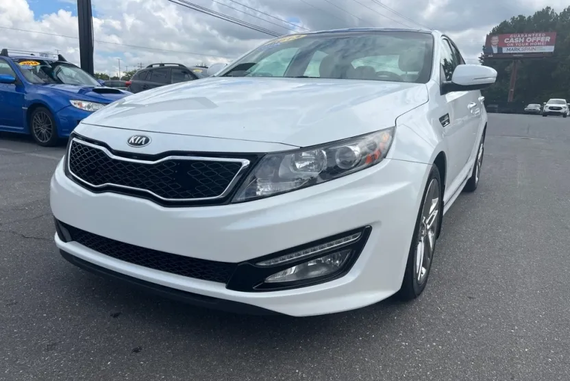 2013 Kia Optima SX photo 1