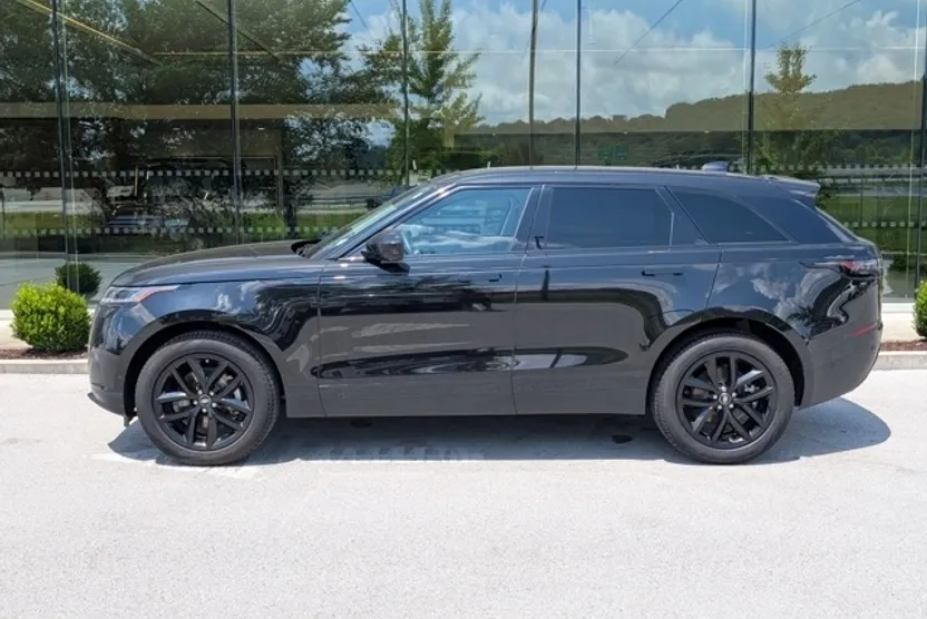 2025 Land Rover Range Rover Velar S photo 1