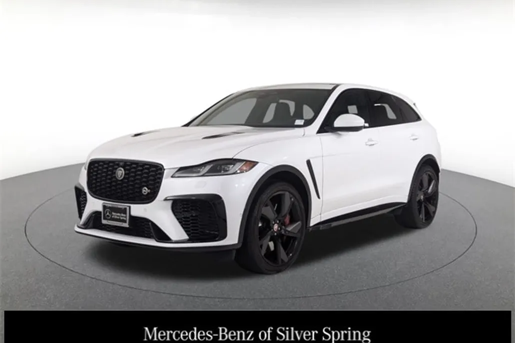 2023 Jaguar F-PACE SVR photo 1