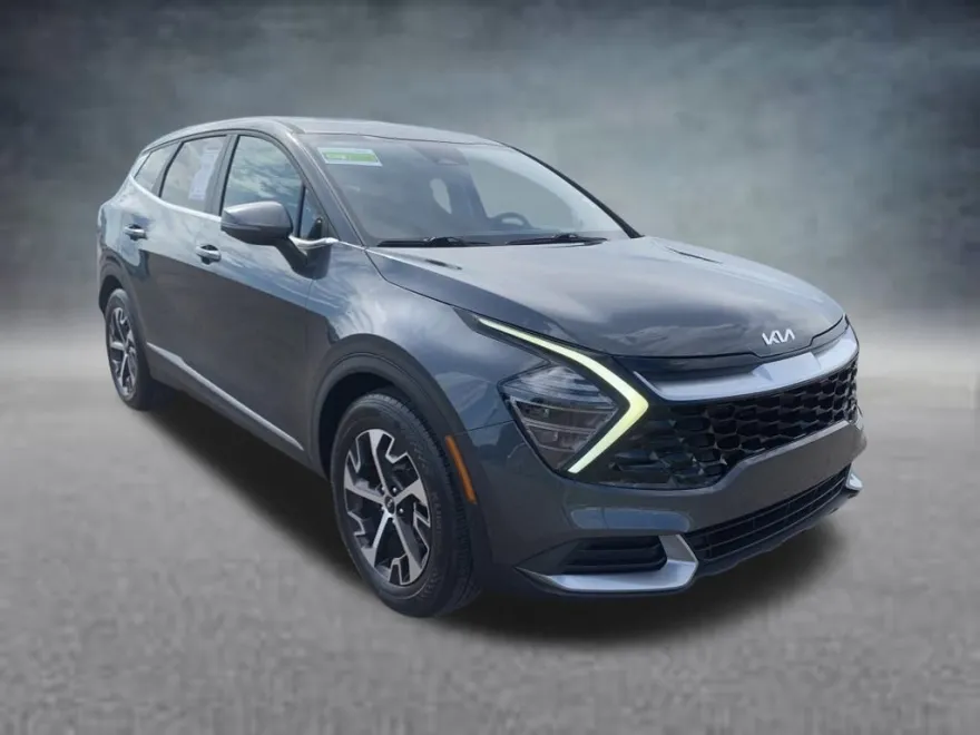 2024 Kia Sportage EX photo 1