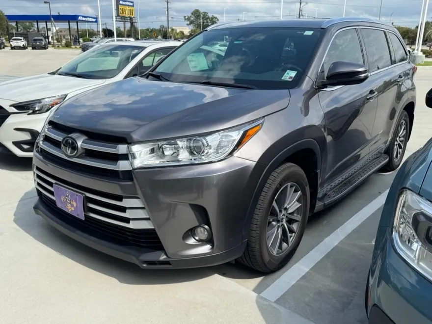 2018 Toyota Highlander XLE photo 1