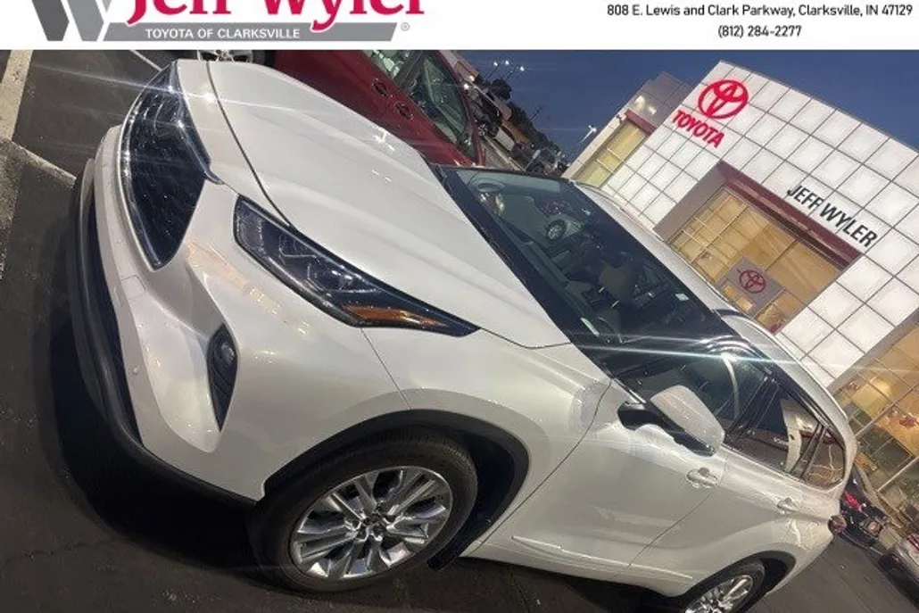 2023 Toyota Highlander Limited photo 1