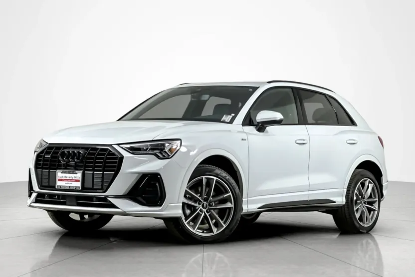 2025 Audi Q3 S line Premium 45 TFSI photo 1