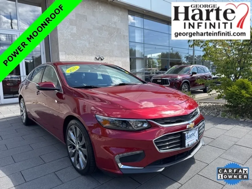 2017 Chevrolet Malibu Premier photo 1