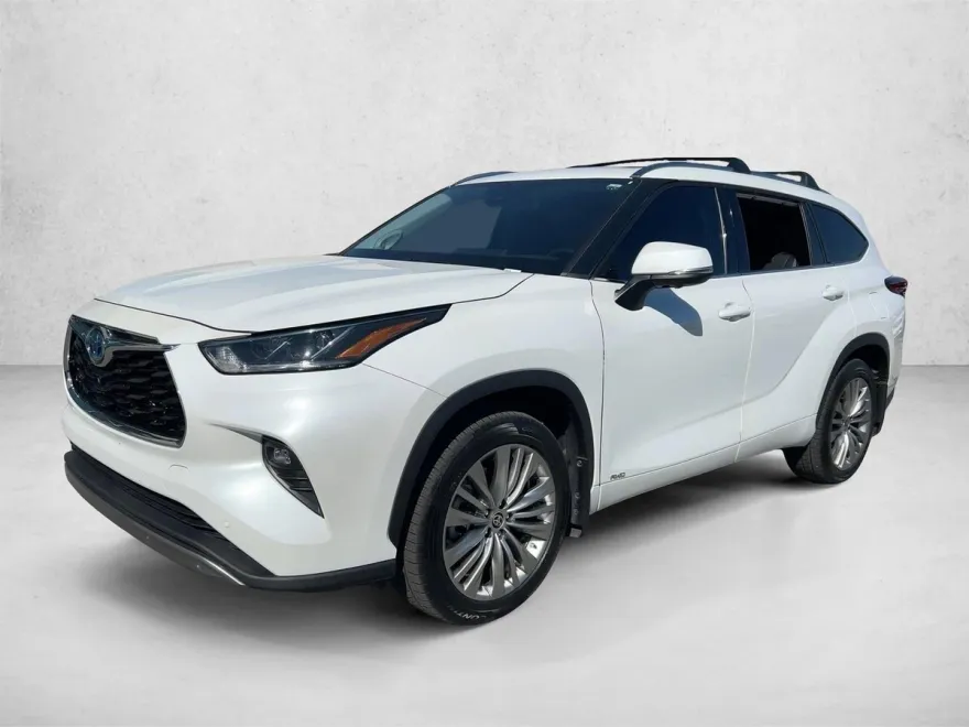 2023 Toyota Highlander Hybrid Platinum photo 1