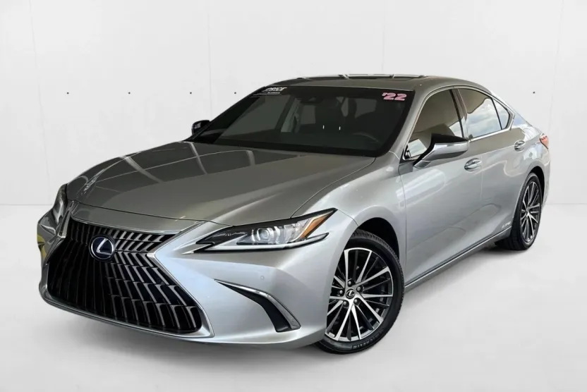 2022 Lexus ES 300h photo 1