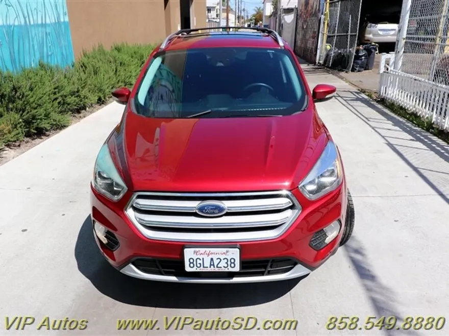 2018 Ford Escape Titanium photo 1