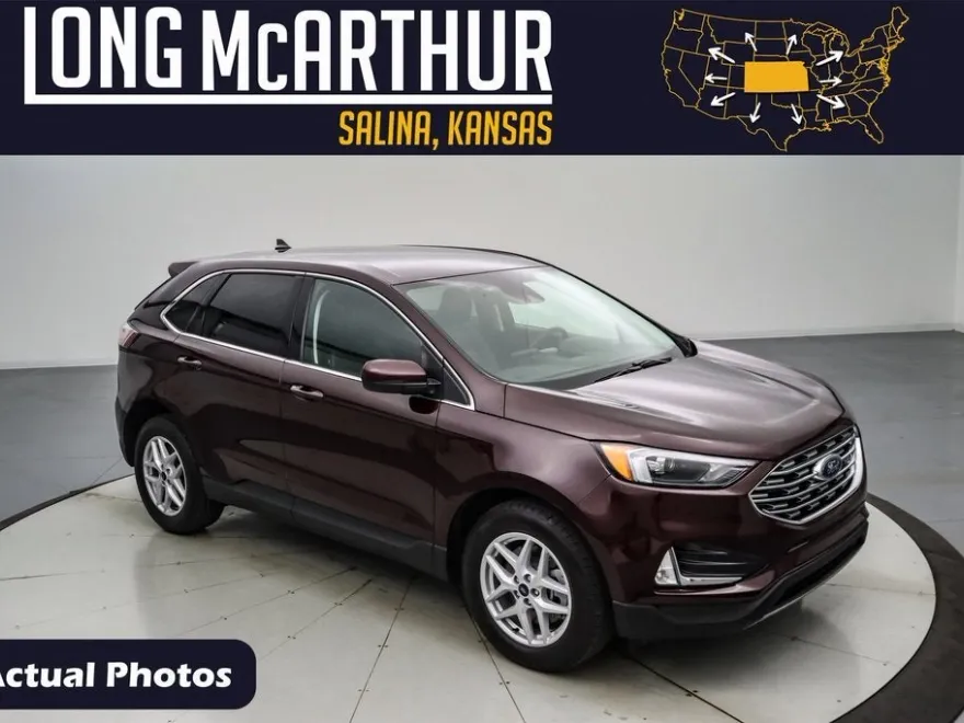 2022 Ford Edge SEL photo 1