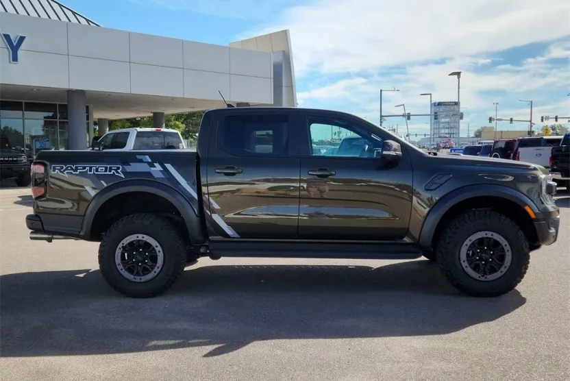 2024 Ford Ranger Raptor photo 1