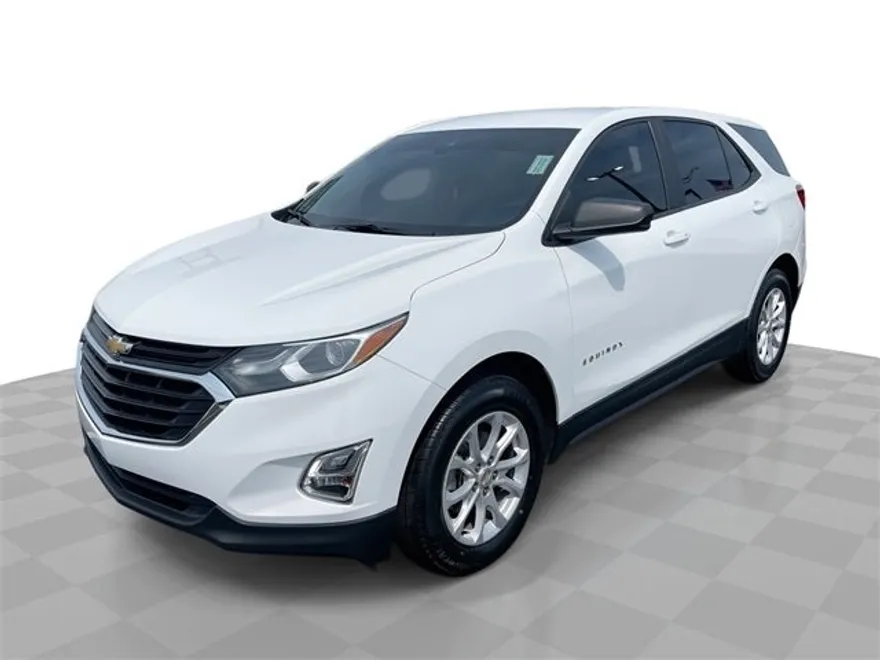 2020 Chevrolet Equinox LS photo 1