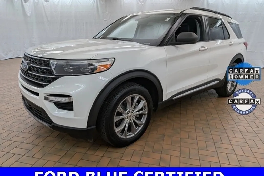 2020 Ford Explorer XLT photo 1
