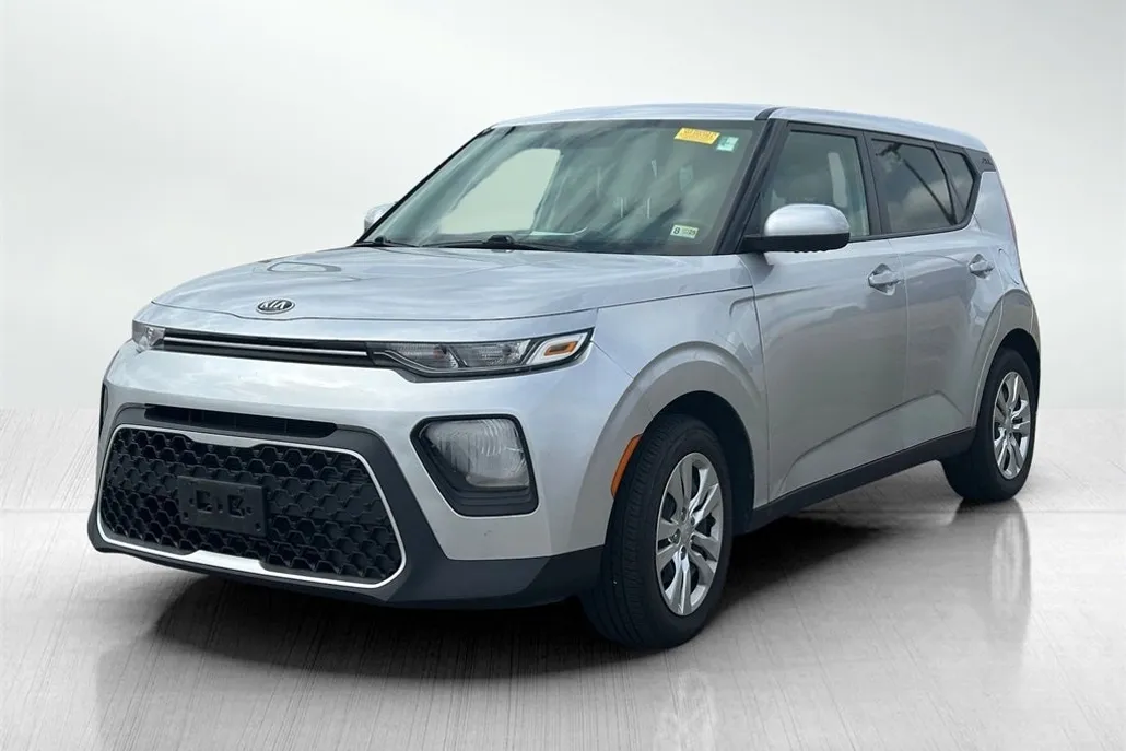 2020 Kia Soul LX photo 1