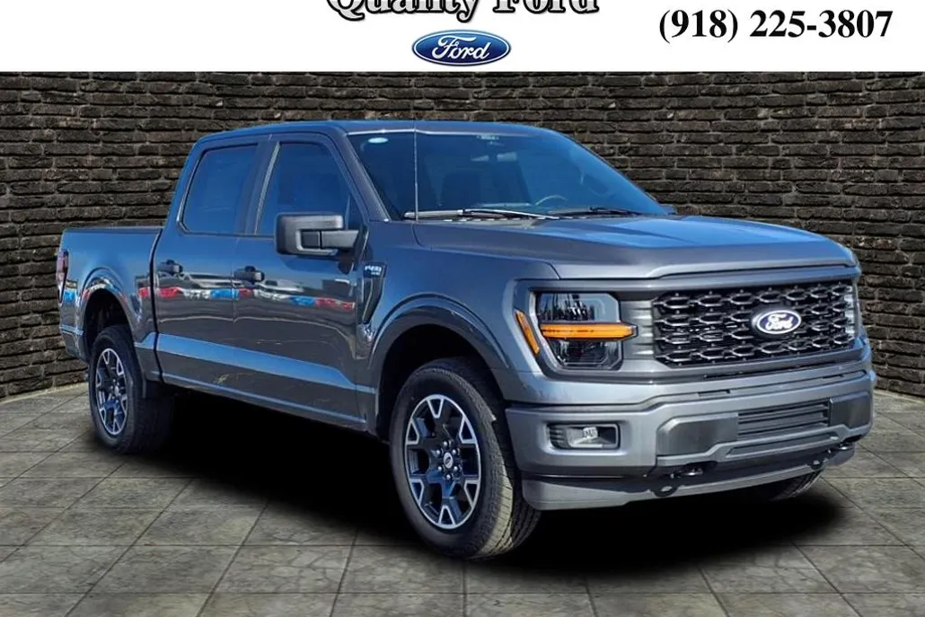 2025 Ford F-150 STX photo 1