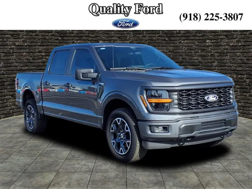 2025 Ford F-150 STX photo 1