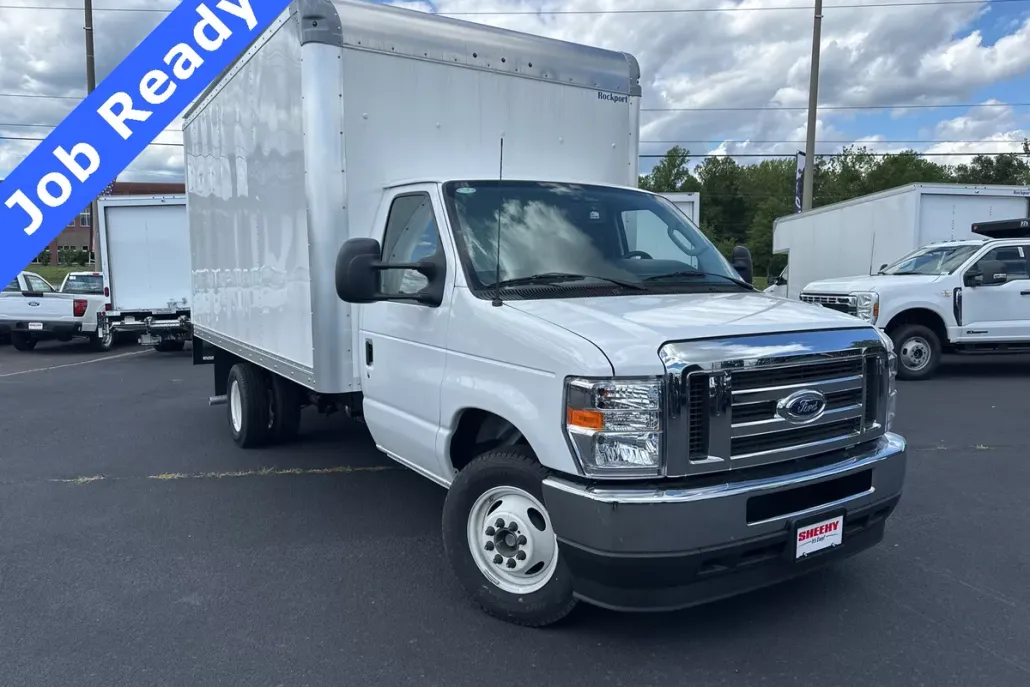 2025 Ford E-350 photo 1